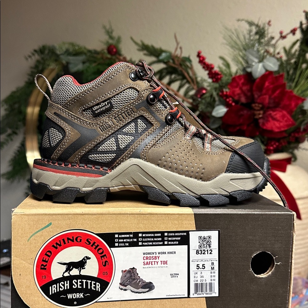 Red Wing Irish Setter 83212 Crosby 4in Hiker Work Boots Womens 5.5 Safety Toe